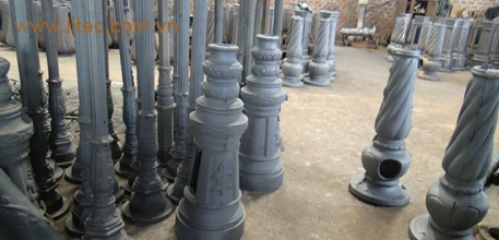 Trụ đèn chiếu sáng sân vườn